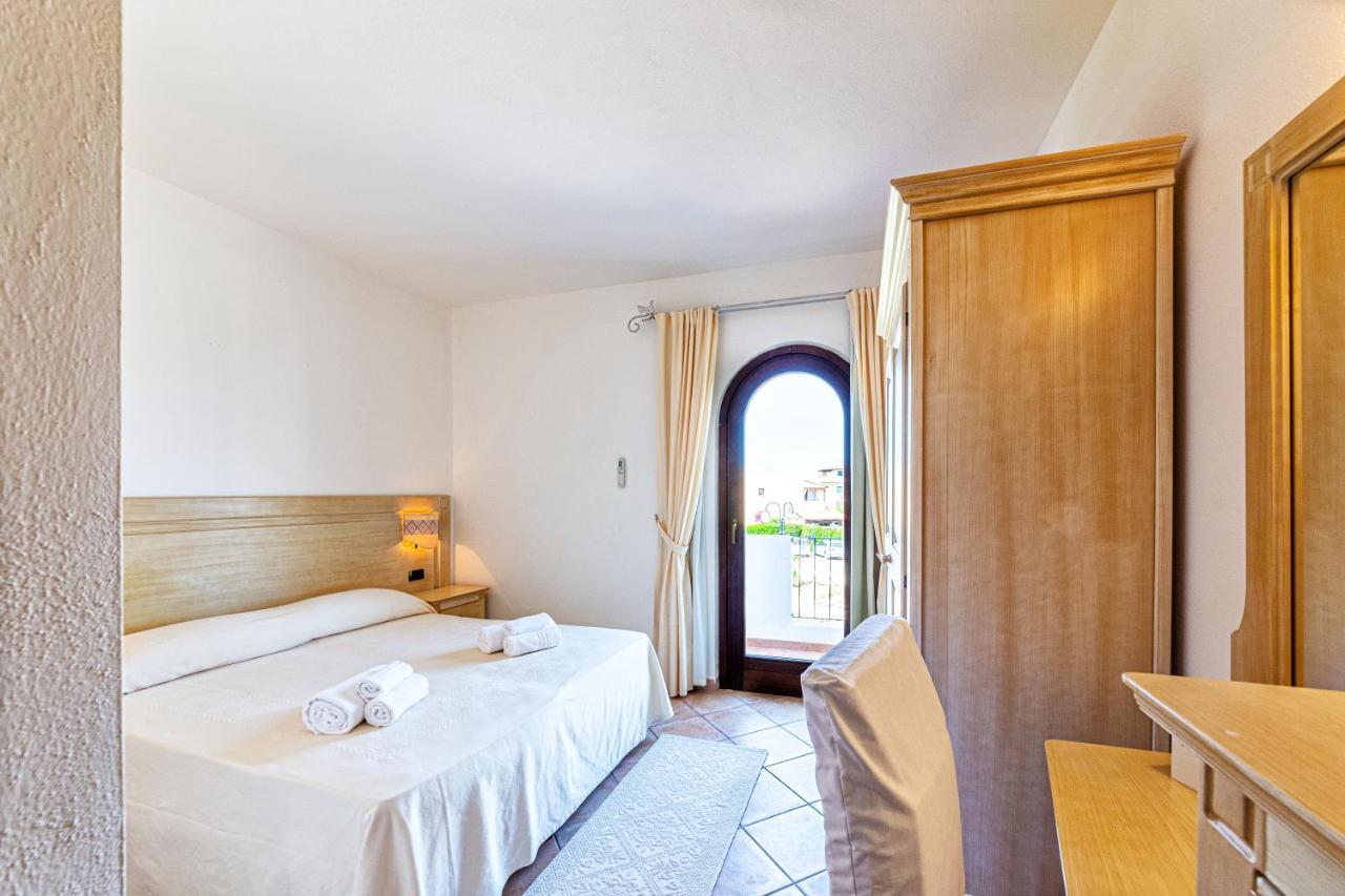 Hotel Il Faro Di Molara بورتو سان باولو المظهر الخارجي الصورة