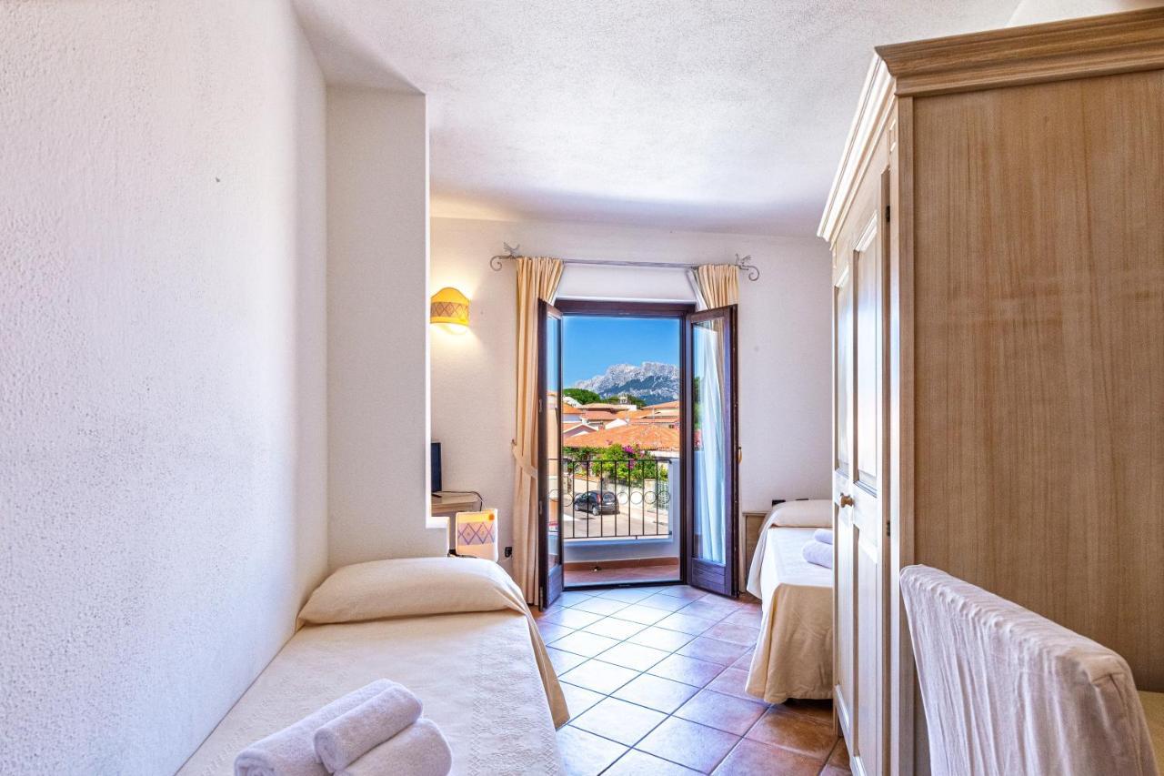 Hotel Il Faro Di Molara بورتو سان باولو المظهر الخارجي الصورة