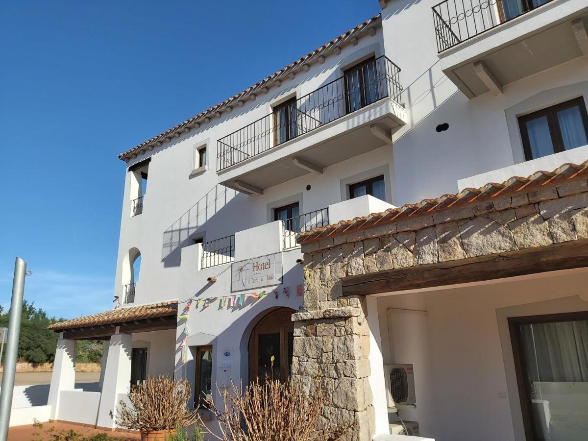 Hotel Il Faro Di Molara بورتو سان باولو المظهر الخارجي الصورة