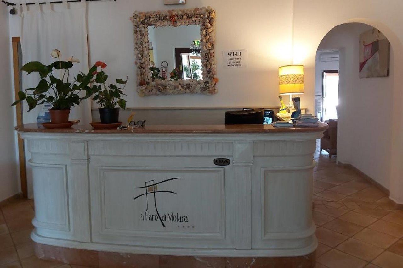 Hotel Il Faro Di Molara بورتو سان باولو المظهر الخارجي الصورة