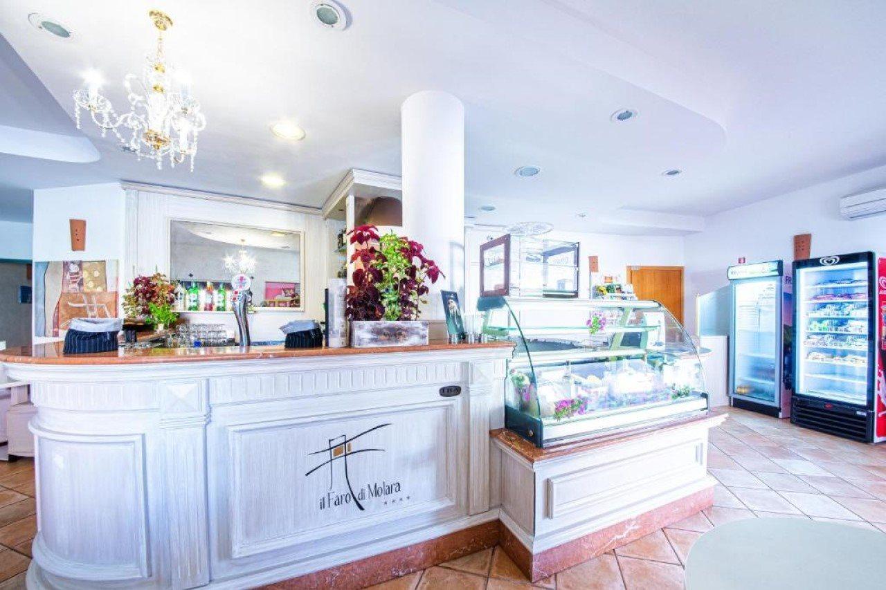 Hotel Il Faro Di Molara بورتو سان باولو المظهر الخارجي الصورة